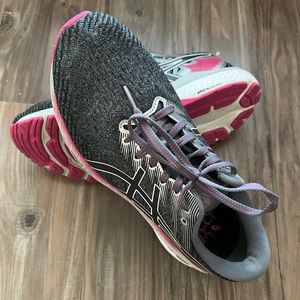 Women's ASICS GT-2000 10 Running Shoes